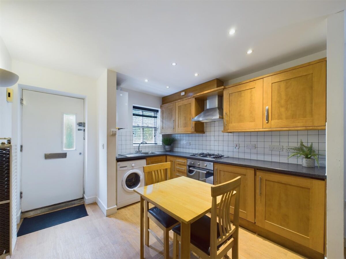 Adcocks Close, Loughborough - INC BILLS OPTION