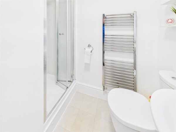 Burrow Drive, Rothley, LE7 7RZ