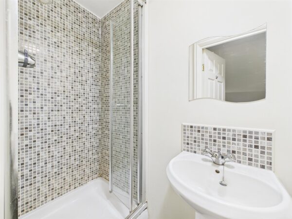 Goods Yard Close, Loughborough - INC BILLS OPTION