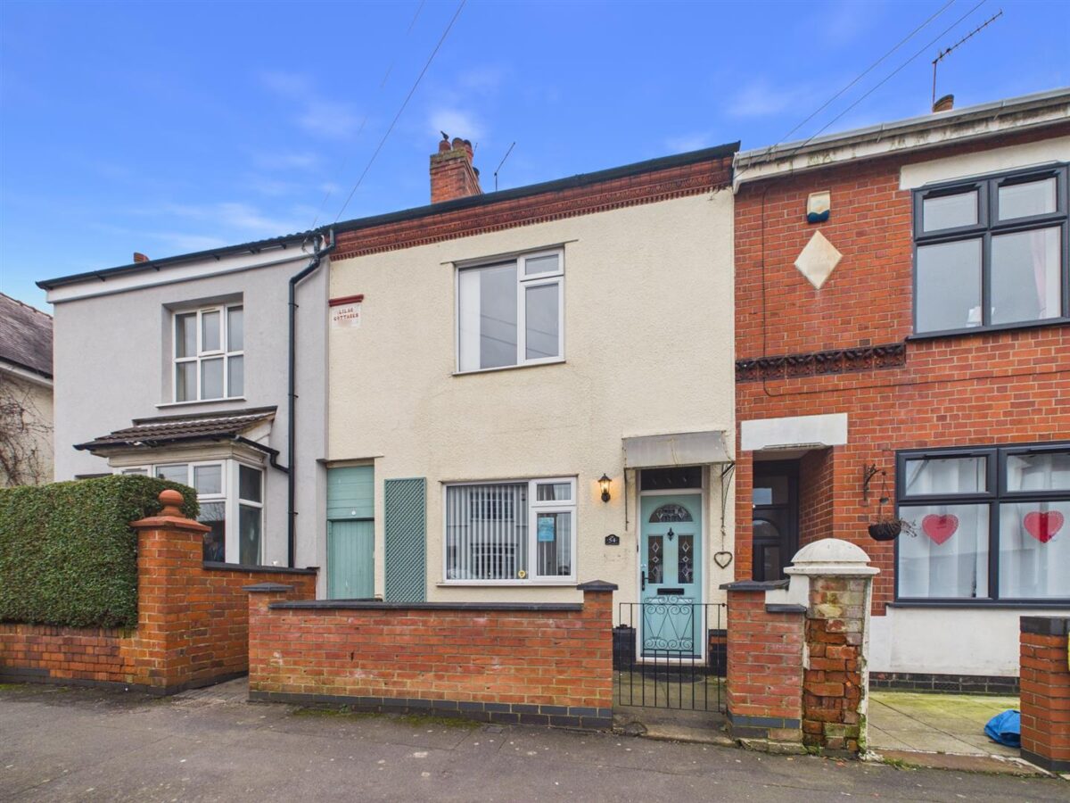 Crescent Road, Hugglescote, LE67 2BB