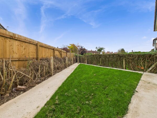 Willow Road, Loughborough, LE11 2JX