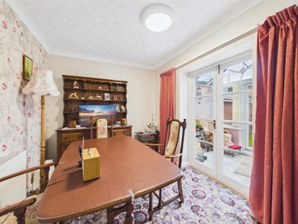 Piper Close, Long Whatton, LE12 5DH