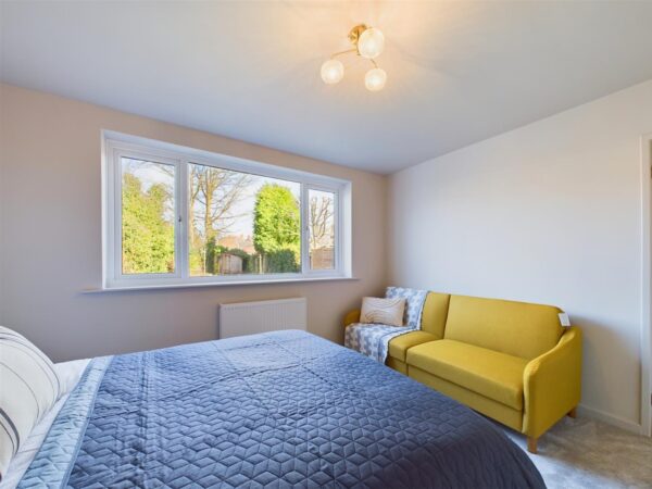 Cowdray Close, Loughborough, LE11 2BW