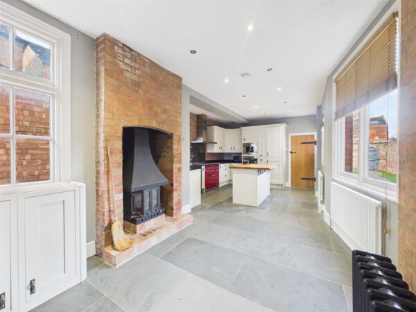 Granby Street, Loughborough, LE11 3DU