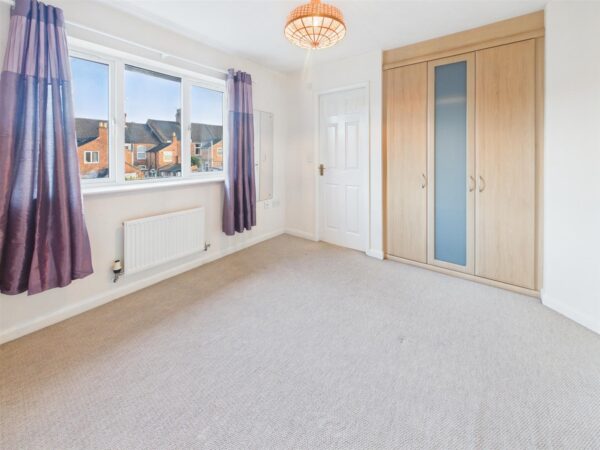 Wellington Street, Loughborough, LE11 1BZ