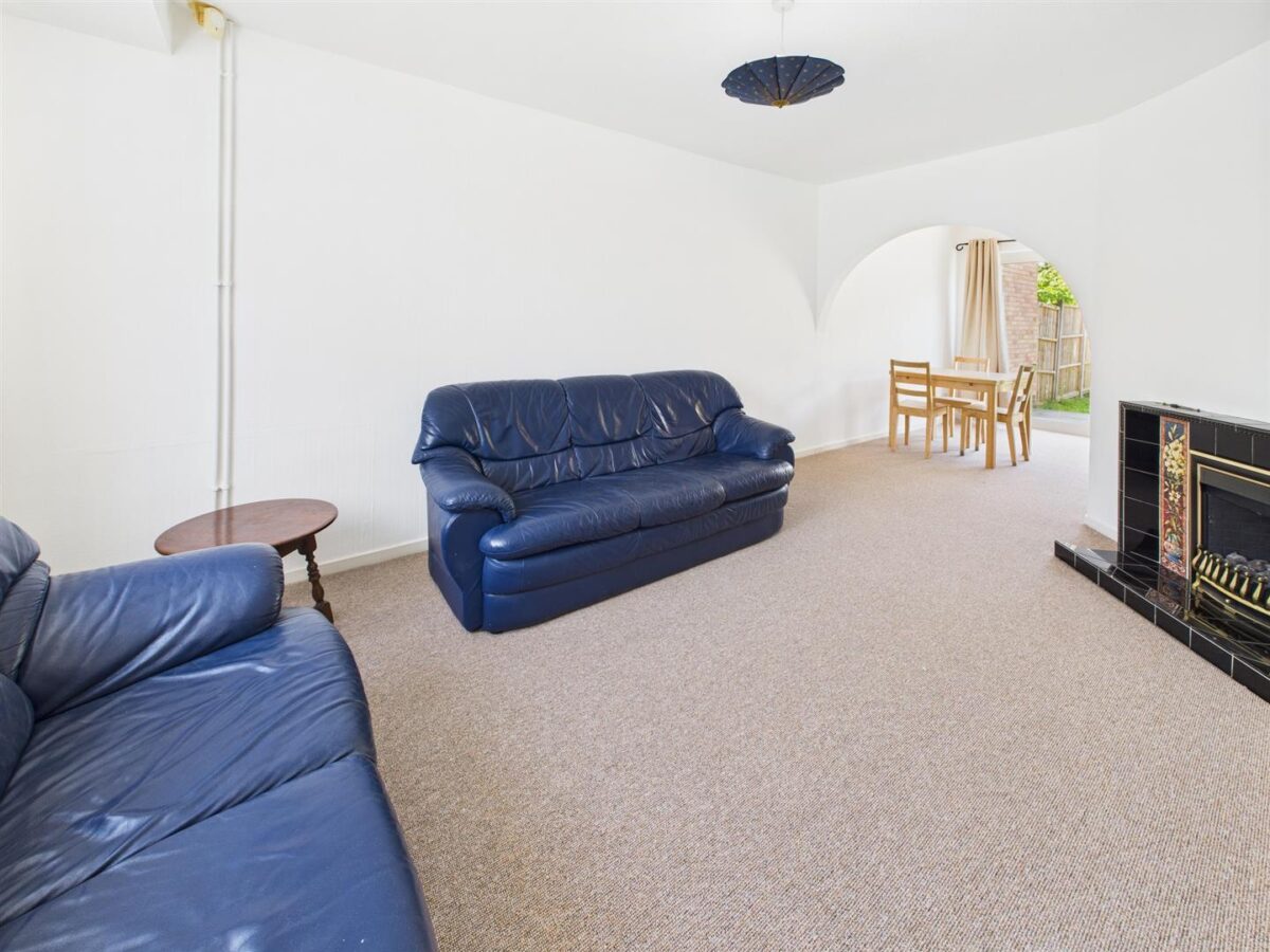 Thirlmere Drive, Loughborough, LE11 3SY