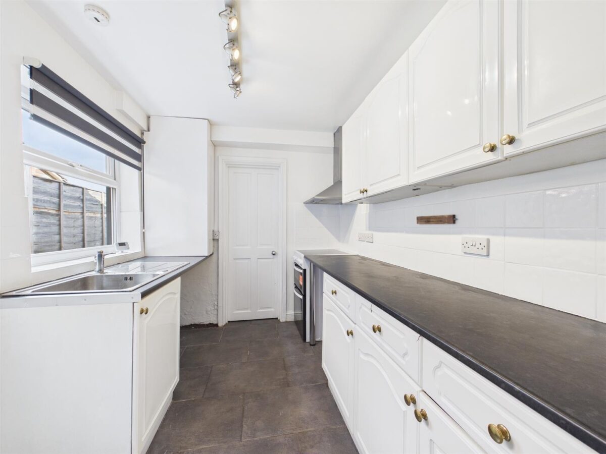 Charnwood Road, Shepshed, Loughborough, LE12 9NW