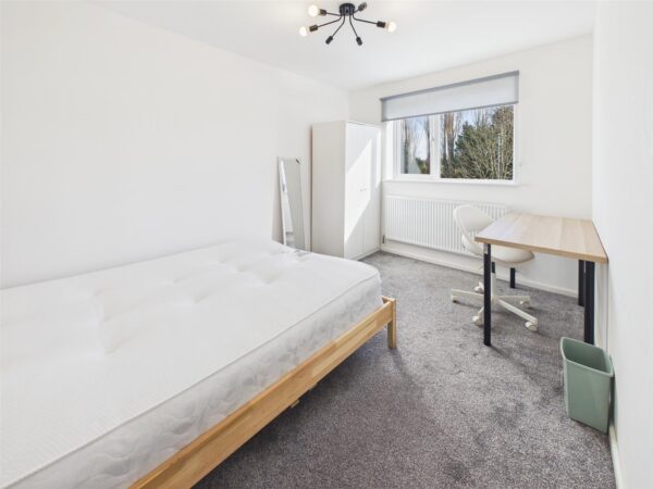 Warwick Court, Loughborough, LE11 5JJ