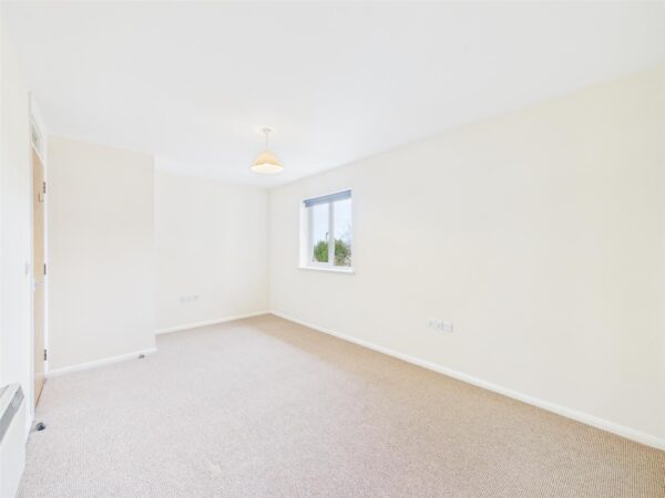 Barnsdale Close, Loughborough, le11 5an