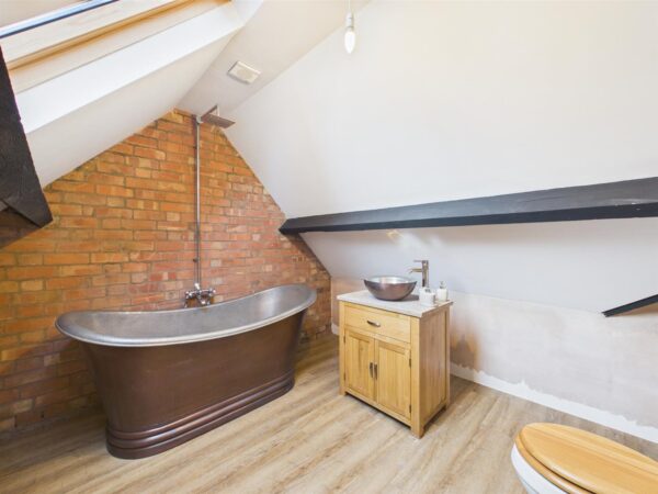 Granby Street, Loughborough, LE11 3DU