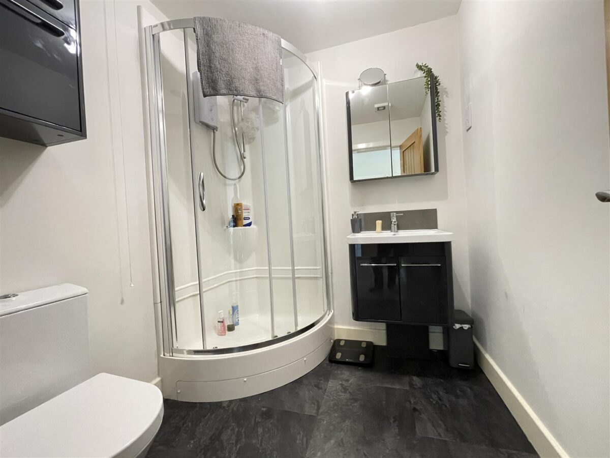 Castle Gate Mews, Mountsorrel, LE12 7AS