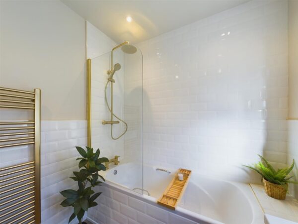 Cowdray Close, Loughborough, LE11 2BW