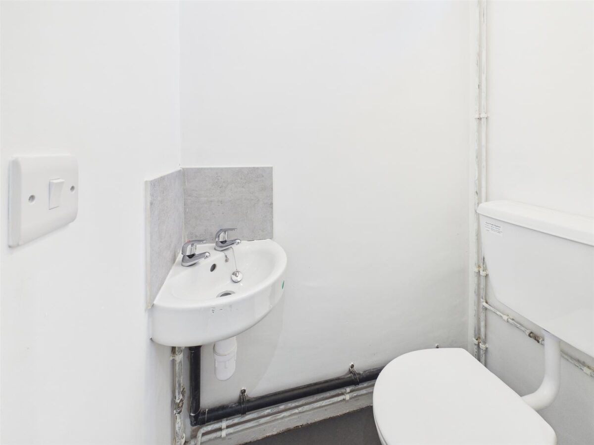 Warwick Court, Loughborough, LE11 5JJ