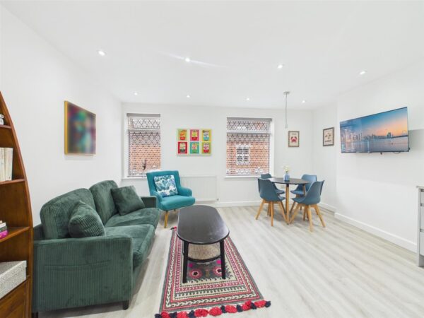 Leopold Street, Loughborough - INCL OF BILLS OPTION