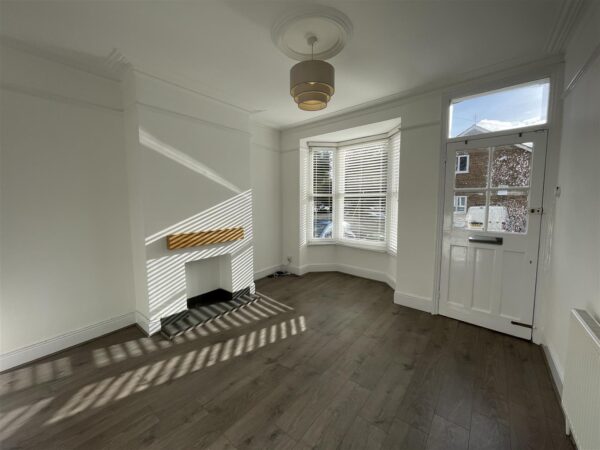 Gladstone Avenue, Loughborough, LE11 1NP