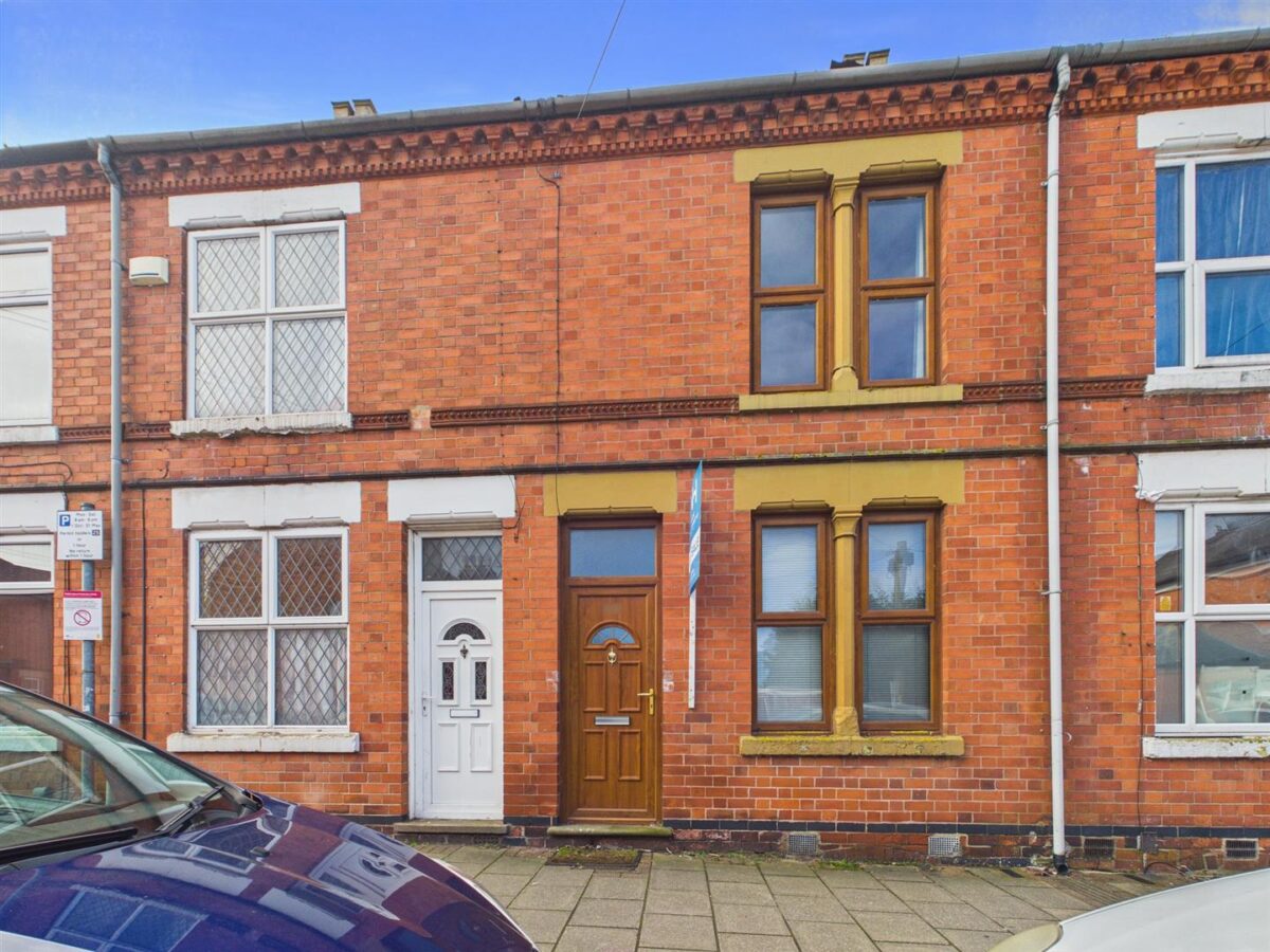 Oxford Street, Loughborough, LE11 5DR