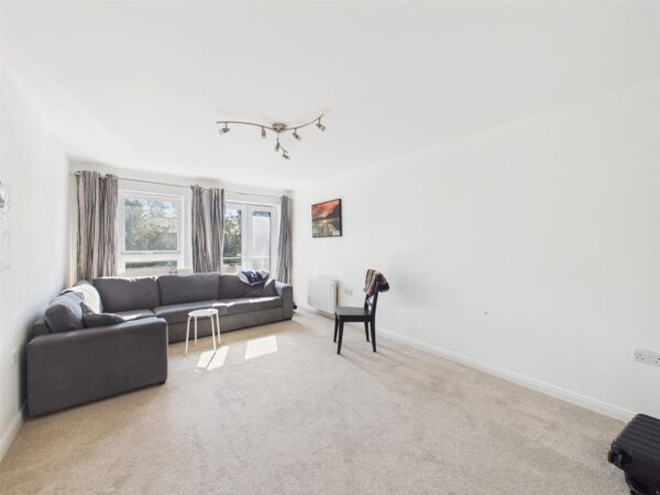 Coach house Court, Southfield Road, Loughborough LE11 2TJ