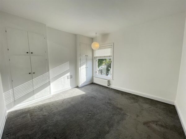 Gladstone Avenue, Loughborough, LE11 1NP