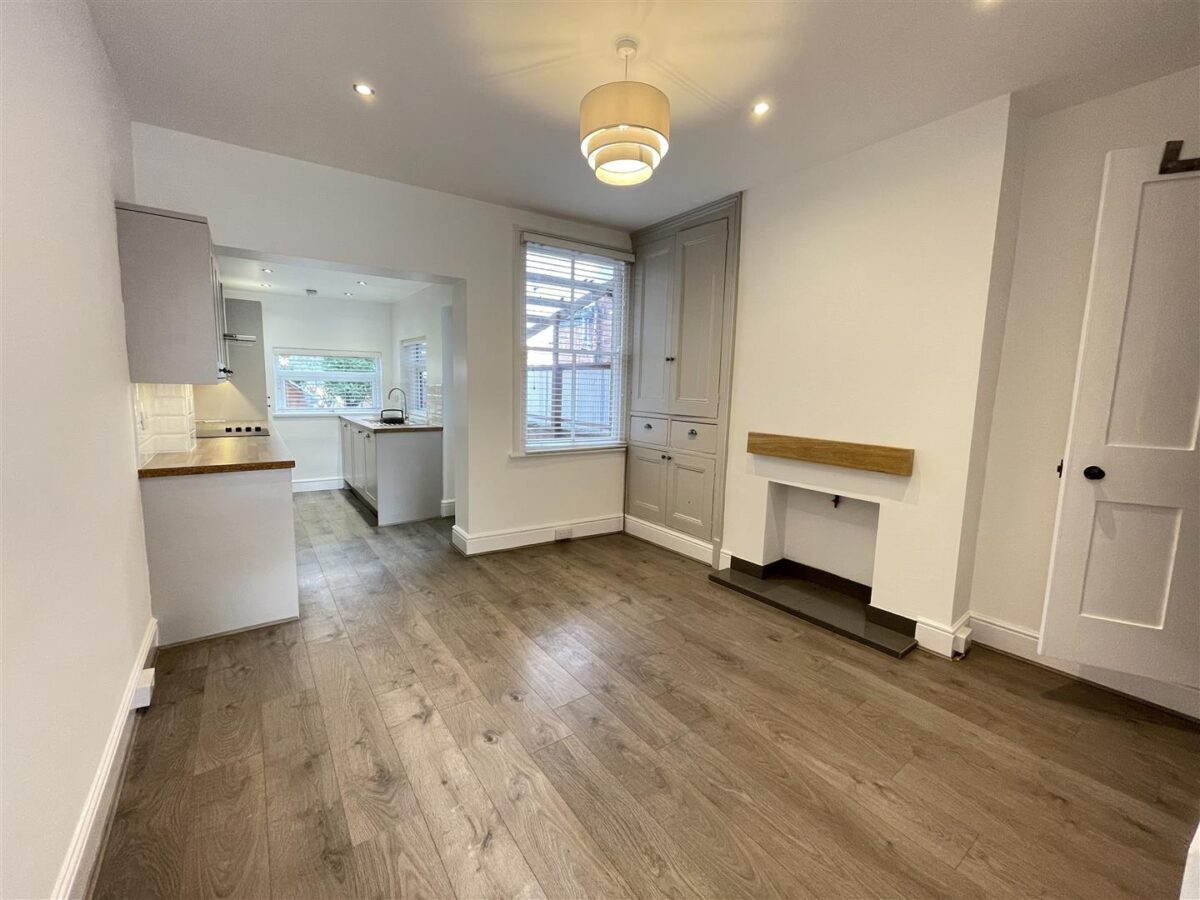 Gladstone Avenue, Loughborough, LE11 1NP