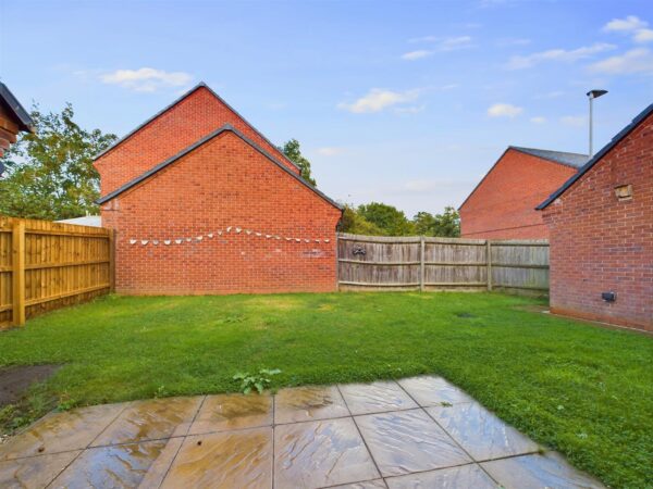 Thomas Firr Close, Quorn, LE12 8FT