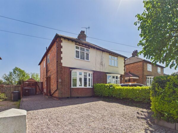Highfields Drive, Loughborough, LE11 3JT