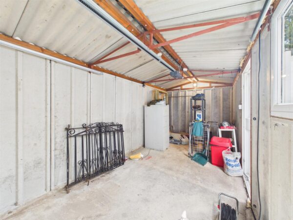 Alan Moss Road, Loughborough, LE11 5LX