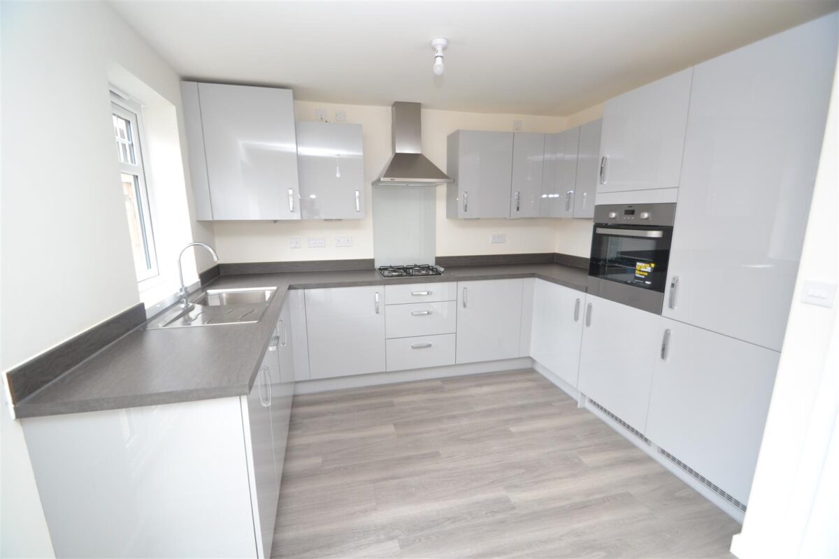 Lace Avenue, Loughborough, LE11 2FE