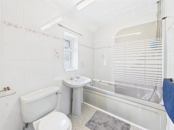 Alan Moss Road, Loughborough, LE11 5LX