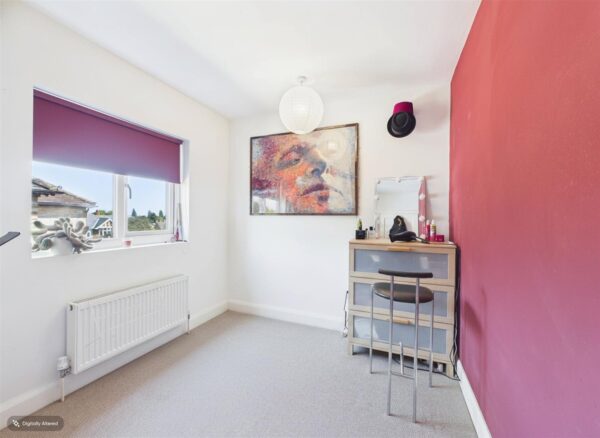 Highfields Drive, Loughborough, LE11 3JT