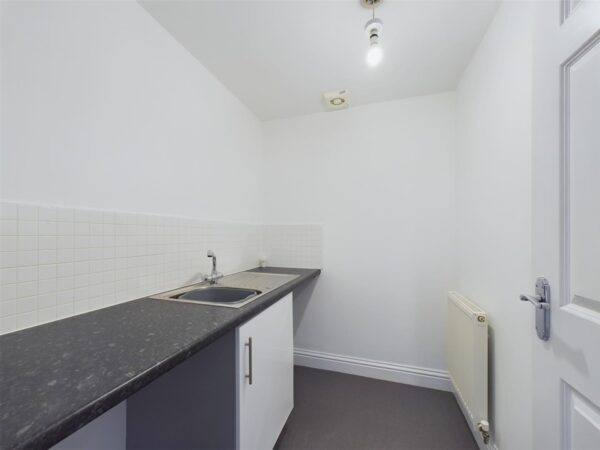 Thomas Firr Close, Quorn, LE12 8FT
