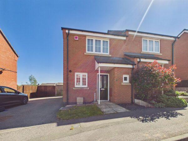 Crowson Close, Shepshed, LE12 9FD