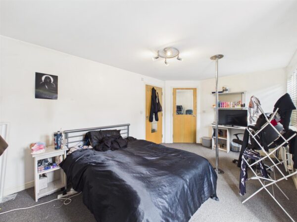 Ashby Grove, Loughborough, LE11 3AP