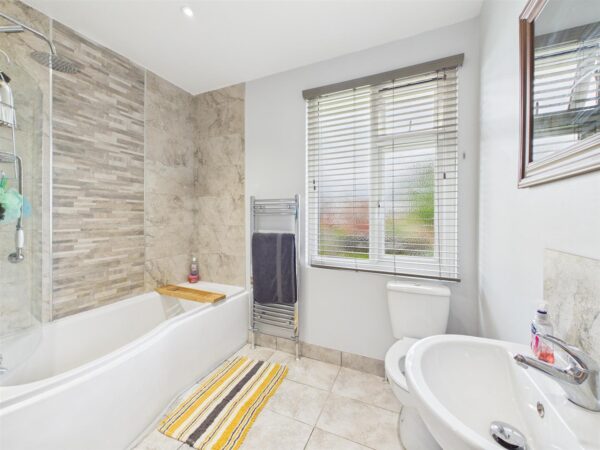 Forest Road, Coalville, LE67 3SH