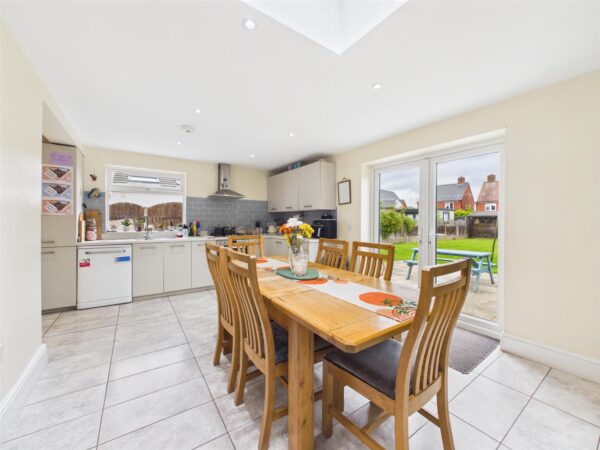 Forest Road, Coalville, LE67 3SH