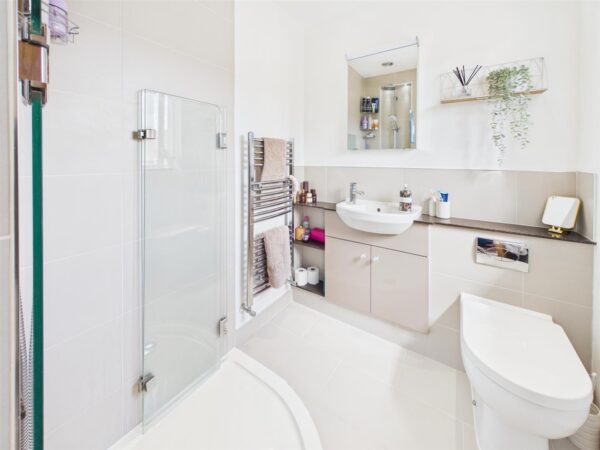 Birch Close, Loughborough, LE11 2TF