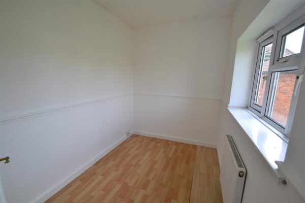 Broadway, Loughborough LE11 2JF
