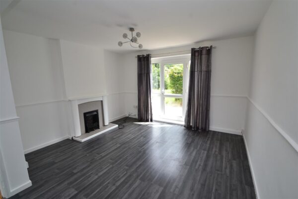 Broadway, Loughborough LE11 2JF