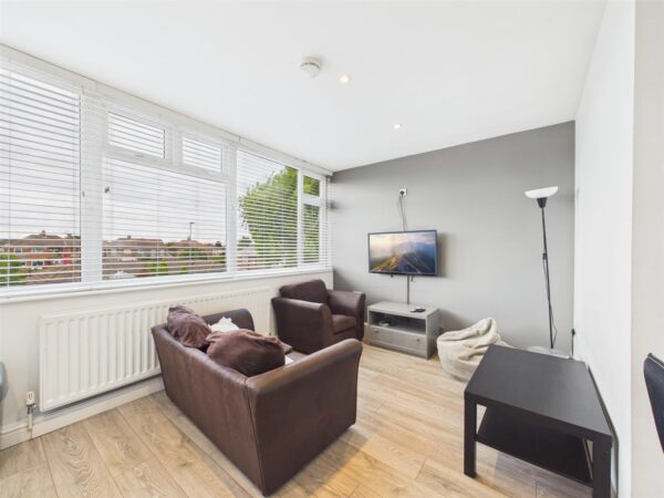Park Road, Loughborough, LE11 2HN