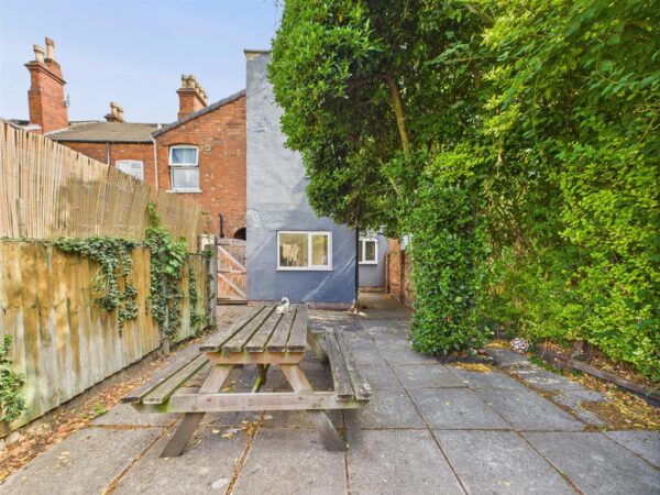 Derby Road, Loughborough, LE11 5BX - INVESTMENT PROPERTY
